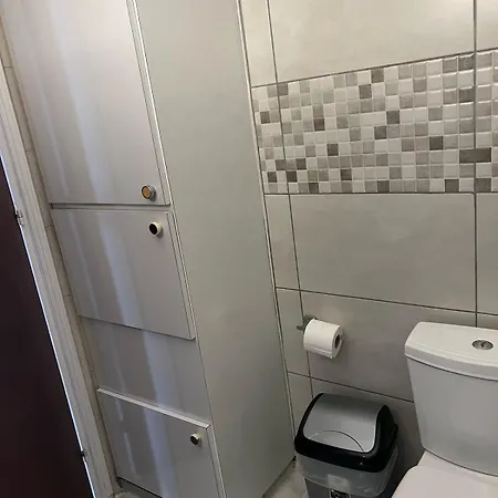 Tiffany 11 Finikoudes Λάρνακα