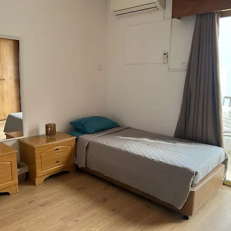 Apartment 2 Bedrooms Finikoudes