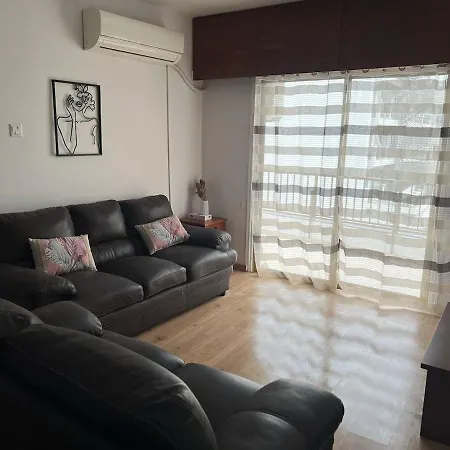 2 Bedrooms Finikoudes * Larnaca