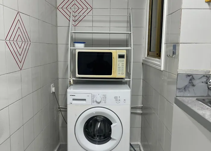 Tiffany 11 Finikoudes Apartmán